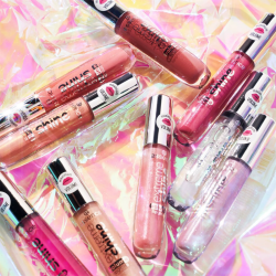 Essence Dudak Parlatıcısı Extreme Shine Volume - 102 Sweet Dreams 5 ml - 5